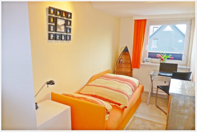 Moderne Ferienwohnung auf Sylt Sylter Deichwiesen www.sylter-deichwiesen.de mit 4 Zimmern und Garten für 4 bis 5 Personen